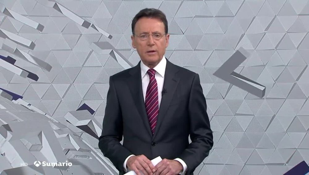 Matías Prats presentando Antena 3 Noticias Fin de Semana