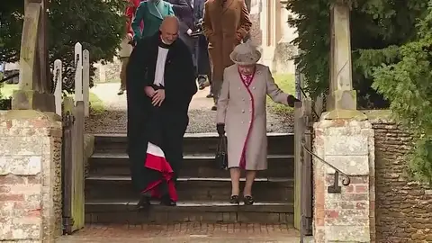 Isabel II afirma que las bodas y los nacimientos la han mantenido "ocupada" en este 2018 Isabel II afirma que las bodas y los nacimientos la han mantenido "ocupada" en este 2018