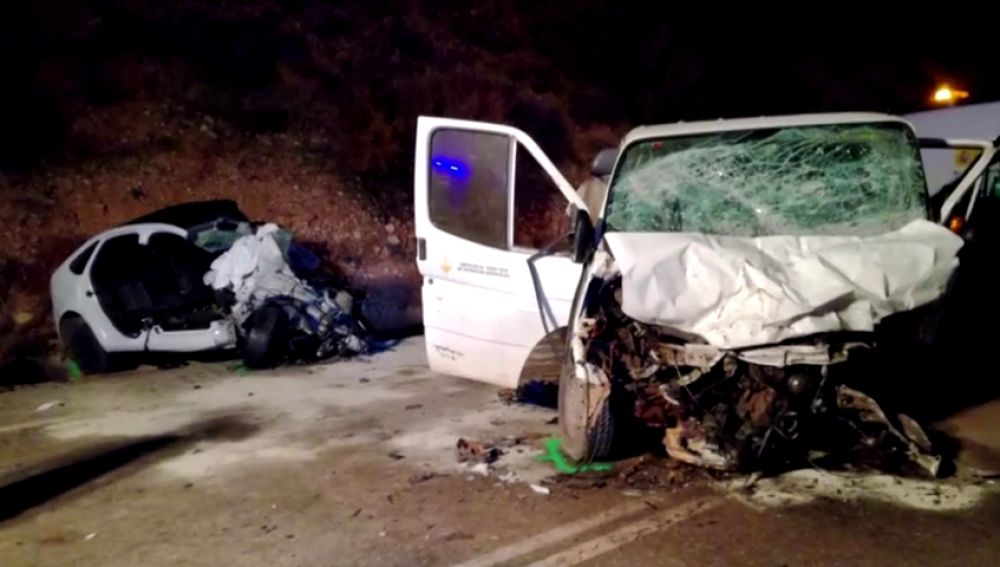 Mueren dos jóvenes de 18 y 20 años en un accidente de tráfico en Puente de Génave
