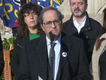 Torra anuncia que entregó a Sánchez una propuesta de 21 puntos que plantea una mediación Torra anuncia que entregó a Sánchez una propuesta de 21 puntos que plantea una mediación