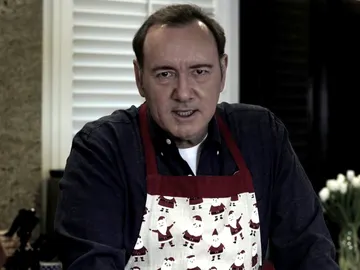 Kevin Spacey vuelve a ser Frank Underwood en 'House of Cards' para defenderse de las acusaciones de abuso sexual Kevin Spacey vuelve a ser Frank Underwood en 'House of Cards' para defenderse de las acusaciones de abuso sexual