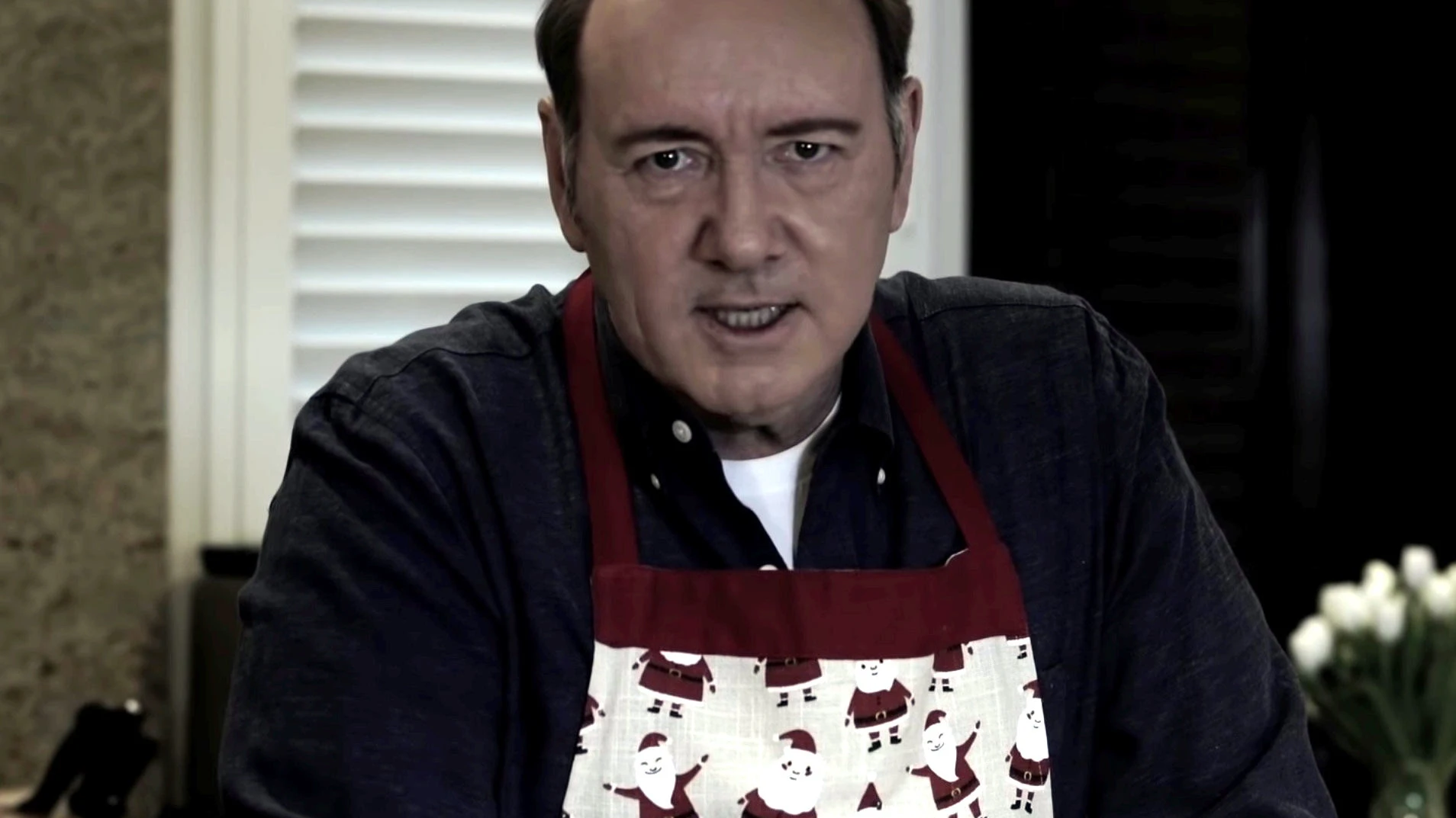 Kevin Spacey vuelve a ser Frank Underwood en 'House of Cards' para defenderse de las acusaciones de abuso sexual