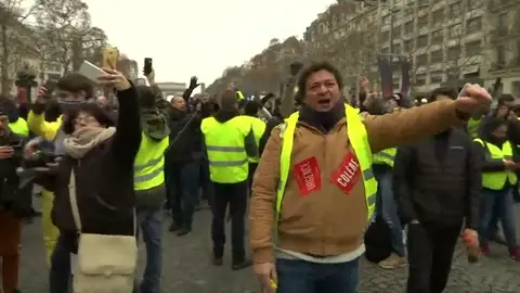 Francia endurecerá las sanciones contra "alborotadores" en respuesta a los chalecos amarillos Francia endurecerá las sanciones contra "alborotadores" en respuesta a los chalecos amarillos