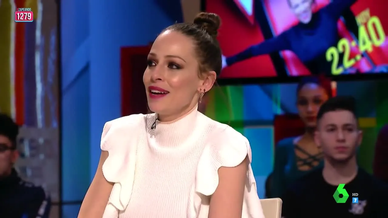 LA PRESENTADORA DE 'LA VOZ' VISITA ZAPEANDO 