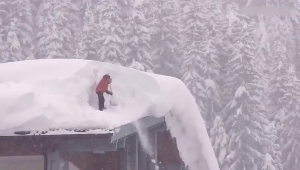 La nieve ha causado al menos 5 muertos y 2 desaparecidos en Austria