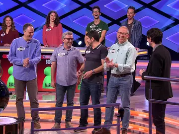 Valentín, de 'Los Lobos', ¿un 'sin sangre' o un 'lobo positivo'? Valentín, de 'Los Lobos', ¿un 'sin sangre' o un 'lobo positivo'?