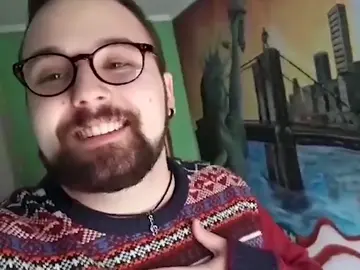 Descubre la habitación de Juanfra Anguita, la primer talent que cantó oculto por un telón Descubre la habitación de Juanfra Anguita, la primer talent que cantó oculto por un telón