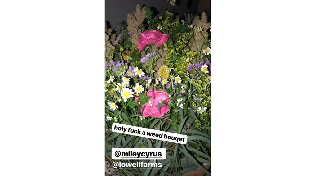El ramo de flores con marihuana