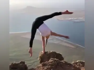 Yoga al borde del acantilado y otros sitios imposibles para practicar deportes Yoga al borde del acantilado y otros sitios imposibles para practicar deportes