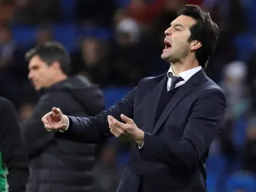 Solari da indicaciones en el partido contra el Leganés Solari da indicaciones en el partido contra el Leganés