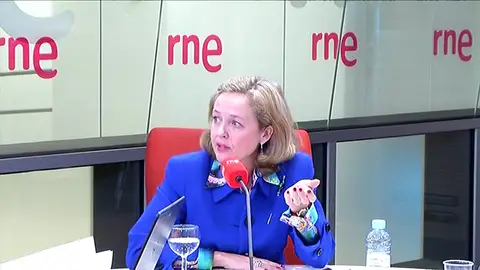 El Gobierno bajará una décima su previsión de crecimiento para 2019, al 2,2 % El Gobierno bajará una décima su previsión de crecimiento para 2019, al 2,2 %