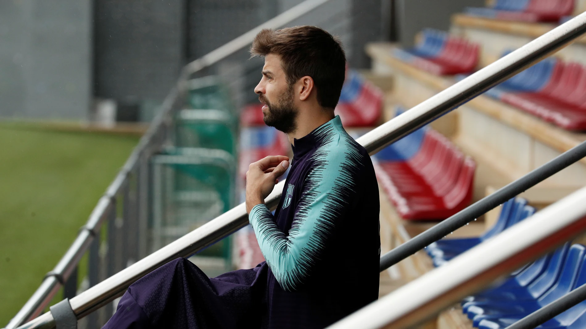 Piqué, durante un entrenamiento con el Barça Piqué, durante un entrenamiento con el Barça
