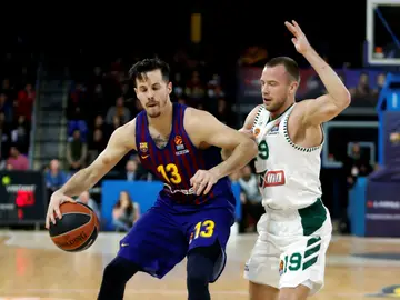 Heurtel, con la bola Heurtel, con la bola
