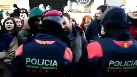 Suspendida una manifestación de Vox Suspendida una manifestación de Vox