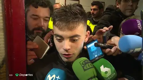 Fran Beltrán, muy afectado tras los pitos de Vallecas: "Algún día contaré la verdad sobre mi salida del Rayo" Fran Beltrán, muy afectado tras los pitos de Vallecas: "Algún día contaré la verdad sobre mi salida del Rayo"