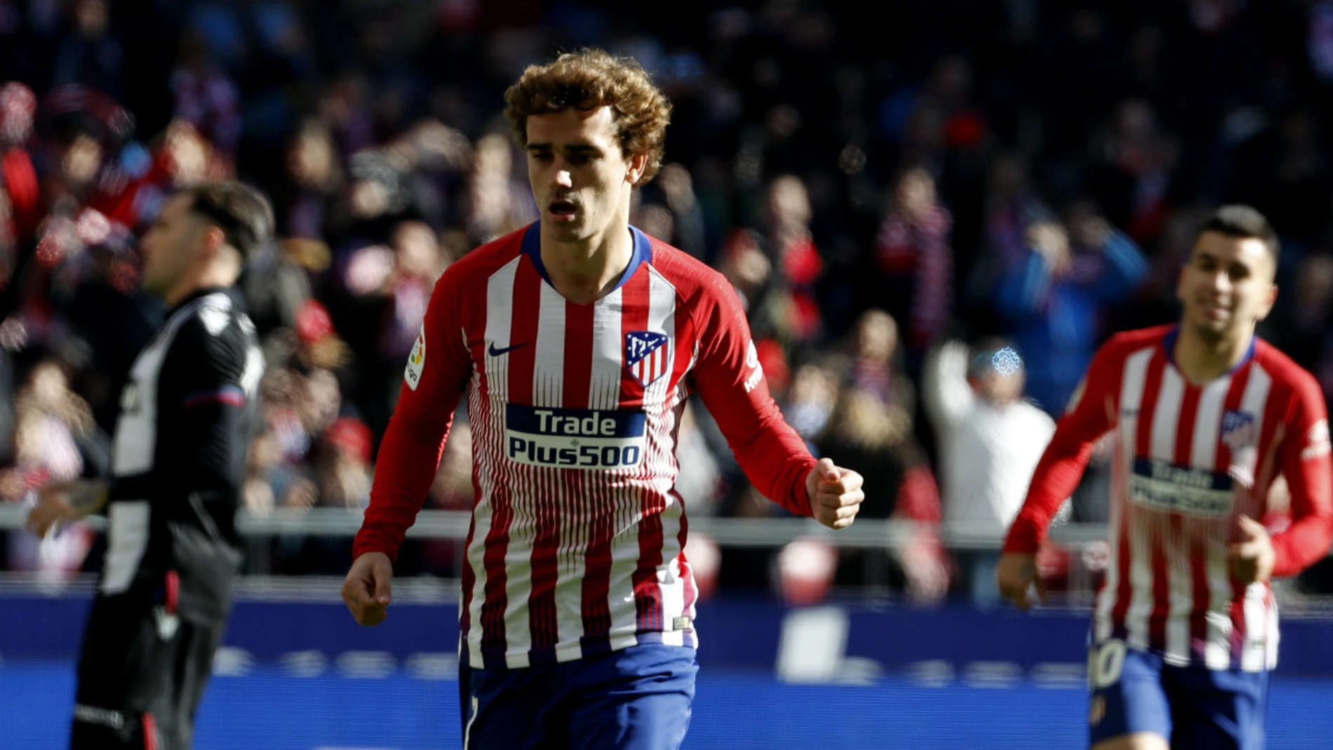 Griezmann celebra un gol con el Atlético Griezmann celebra un gol con el Atlético