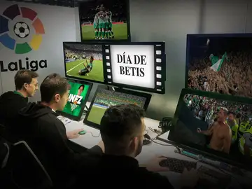 El cartel promocional del Betis para el partido contra el Real Madrid El cartel promocional del Betis para el partido contra el Real Madrid