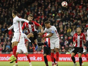 Yeray remata de cabeza en el duelo de ida en San Mamés Yeray remata de cabeza en el duelo de ida en San Mamés