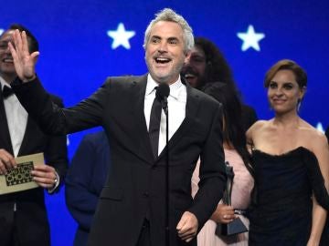 Alfonso Cuarón en los Critics' Choice Awards