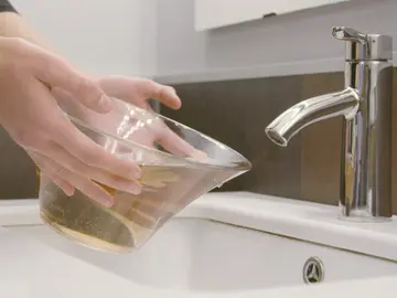 Truco casero para tuberías con mal olor o atascadas Truco casero para tuberías con mal olor o atascadas