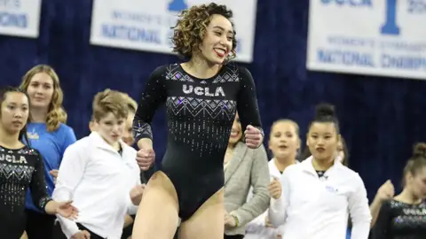Katelyn Ohashi, gimnasta que representa a la Universidad de UCLA Katelyn Ohashi, gimnasta que representa a la Universidad de UCLA