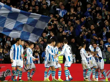 Los jugadores de la Real Sociedad celebran un gol Los jugadores de la Real Sociedad celebran un gol