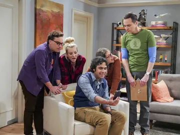Leonard, Penny, Amy, Raj y Sheldon en 'The Big Bang Theory Leonard, Penny, Amy, Raj y Sheldon en 'The Big Bang Theory