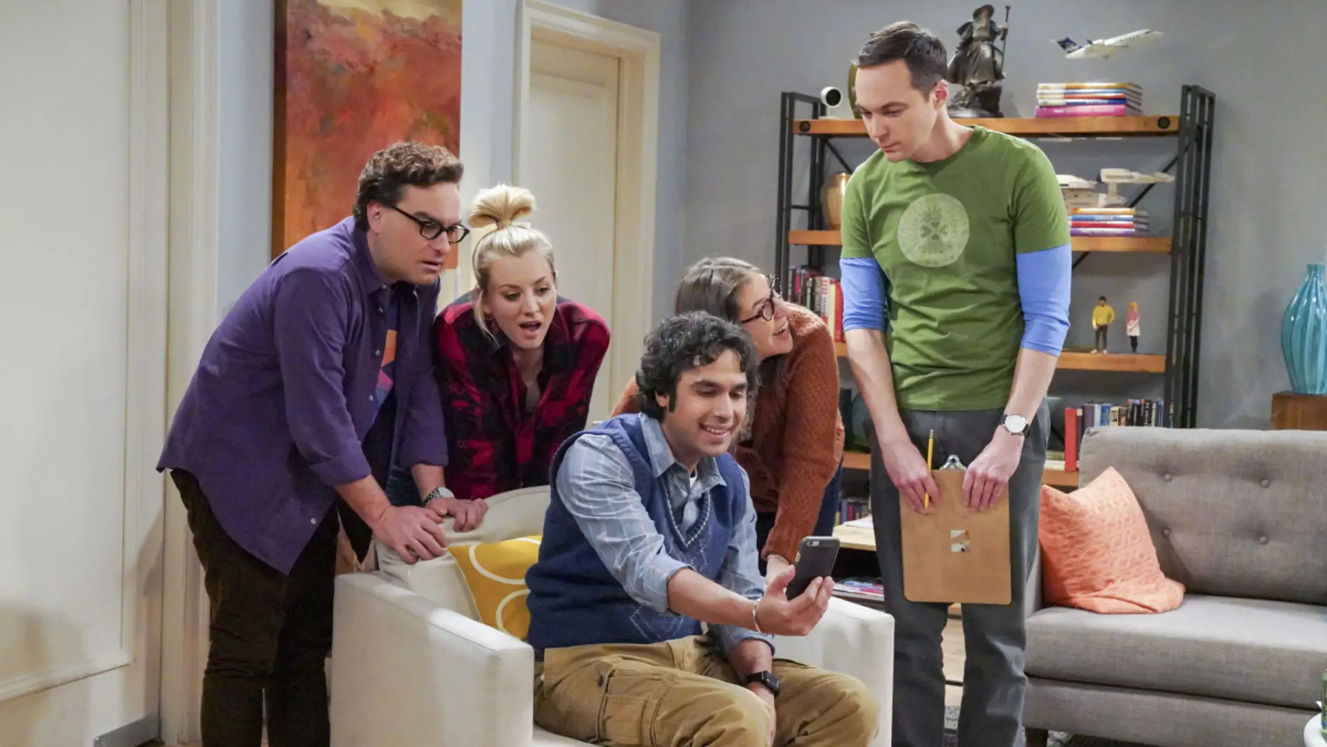 Leonard, Penny, Amy, Raj y Sheldon en 'The Big Bang Theory