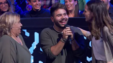 Eva González sorprende a Agustín Jiménez Mejores momentos de 'La Voz'