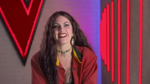 Lola Jiménez: “No voy a dejar indiferente a nadie” Presentación de Lola Jiménez en 'La Voz'