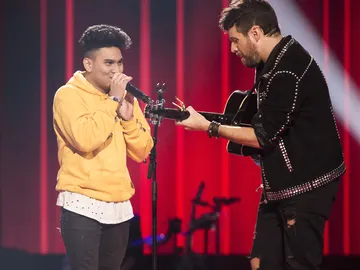 Pablo López y Lion hacen una versión de ‘Toxic’ de Britney Spears Pablo López y Lion hacen una versión de ‘Toxic’ de Britney Spears