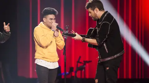 Pablo López y Lion hacen una versión de ‘Toxic’ de Britney Spears Pablo López y Lion hacen una versión de ‘Toxic’ de Britney Spears