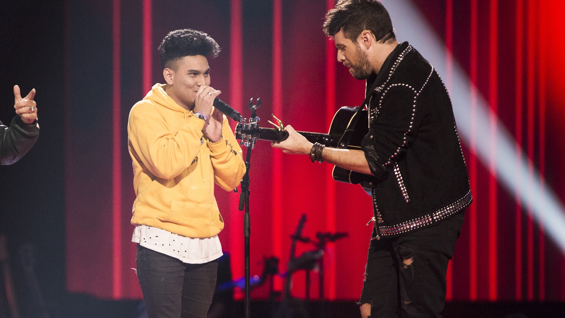Pablo L&oacute;pez y Lion hacen una versi&oacute;n de &lsquo;Toxic&rsquo; de Britney Spears