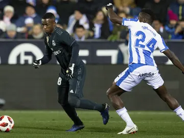 Vinicius regatea a su rival en el partido ante el Leganés Vinicius regatea a su rival en el partido ante el Leganés