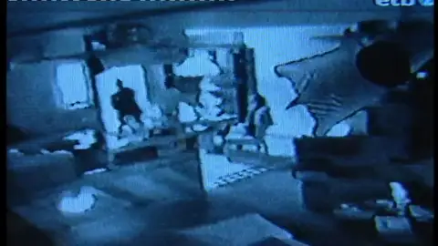 Un experto asegura que "no está seguro" de que Pablo Ibar sea el hombre del vídeo clave en su juicio Un experto asegura que "no está seguro" de que Pablo Ibar sea el hombre del vídeo clave en su juicio
