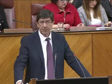 Juan Marín emplaza a Juanma Moreno a "cumplir" ante una "responsabilidad histórica" Juan Marín emplaza a Juanma Moreno a "cumplir" ante una "responsabilidad histórica"