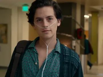 Cole Sprouse en 'Five Feet Apart' Cole Sprouse en 'Five Feet Apart'