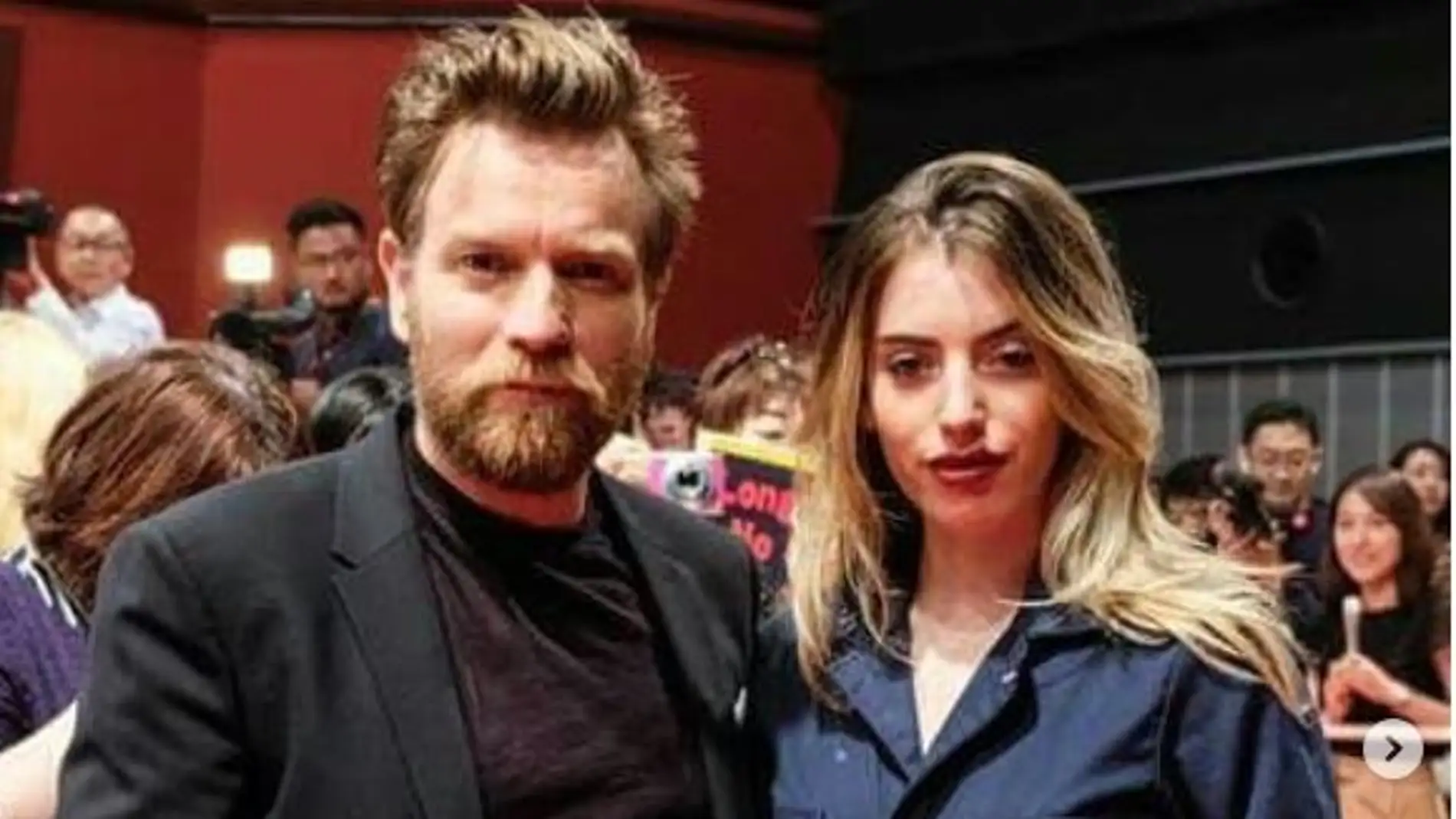 Ewan McGregor junto a su hija Clara