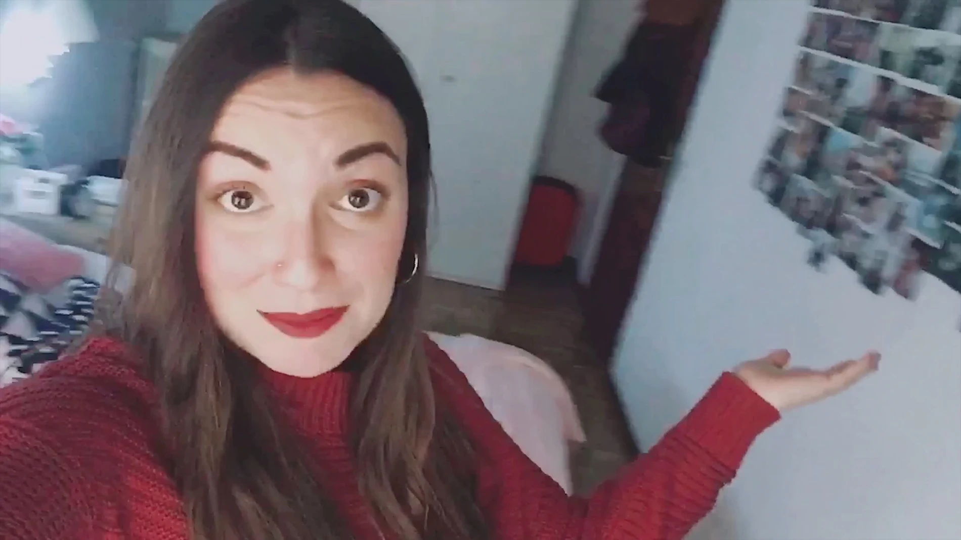 Marina Damer, talent del 'Equipo Fonsi' en 'La Voz', nos abre las puertas de su habitación