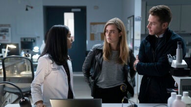 ¿Dónde está el cadáver de Kelly? Es la clave para explicar lo que le sucede a los pasajeros del vuelo 828