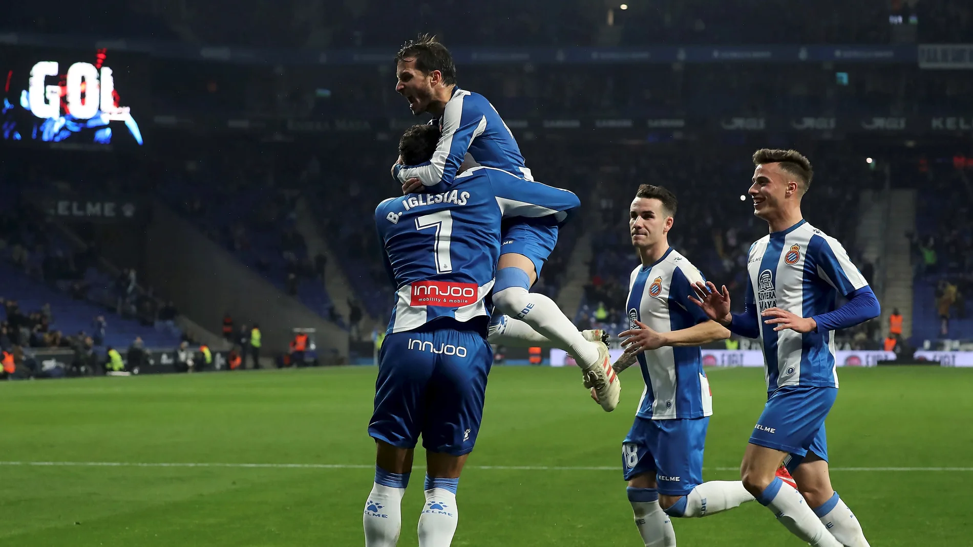 Los jugadores del Espanyol celebran un gol Los jugadores del Espanyol celebran un gol
