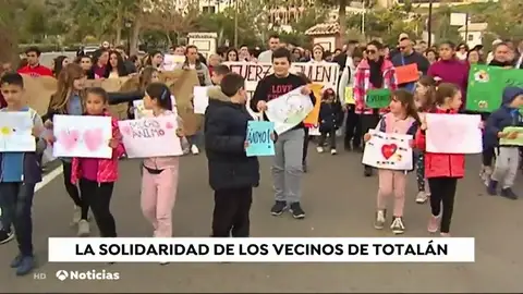 Totalán se vuelca con los equipos de rescate que tratan de salvar a Julen Totalán se vuelca con los equipos de rescate que tratan de salvar a Julen