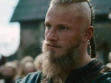 Alexander Ludwig como Piel de Hierro Alexander Ludwig como Piel de Hierro