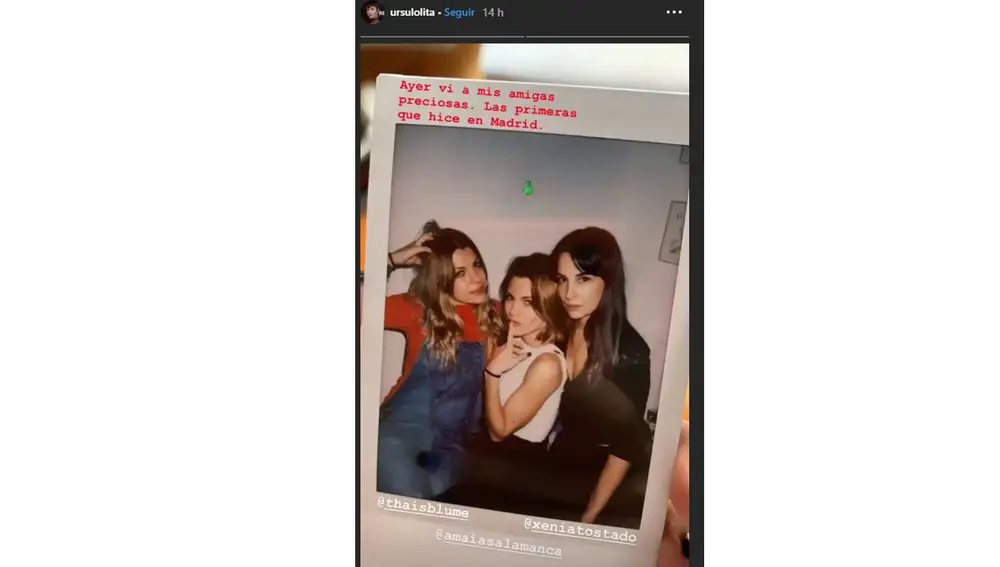Thais, Amaia y Xenia en la polaroid de Úrsula 