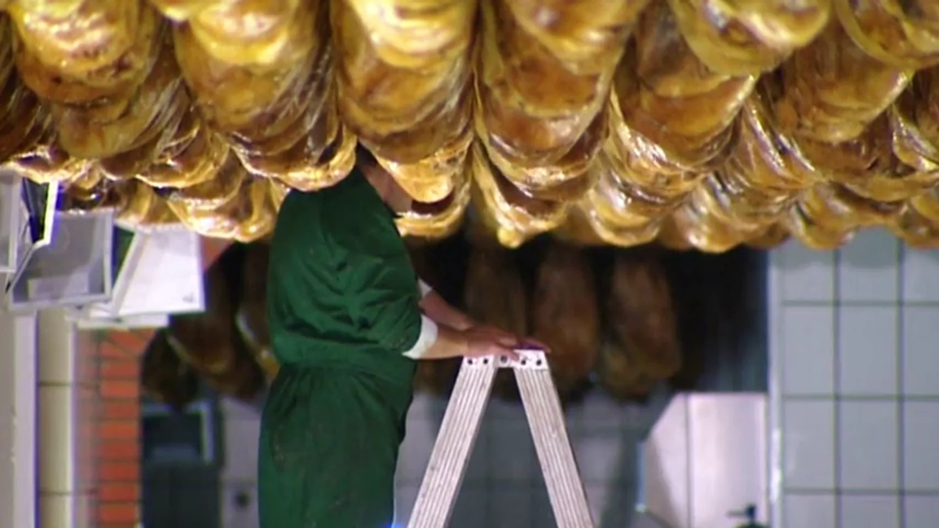Los jamones de Jabugo VS. la red ferroviaria, o por qué España viaja en el vagón de cola de Europa Los jamones de Jabugo VS. la red ferroviaria, o por qué España viaja en el vagón de cola de Europa