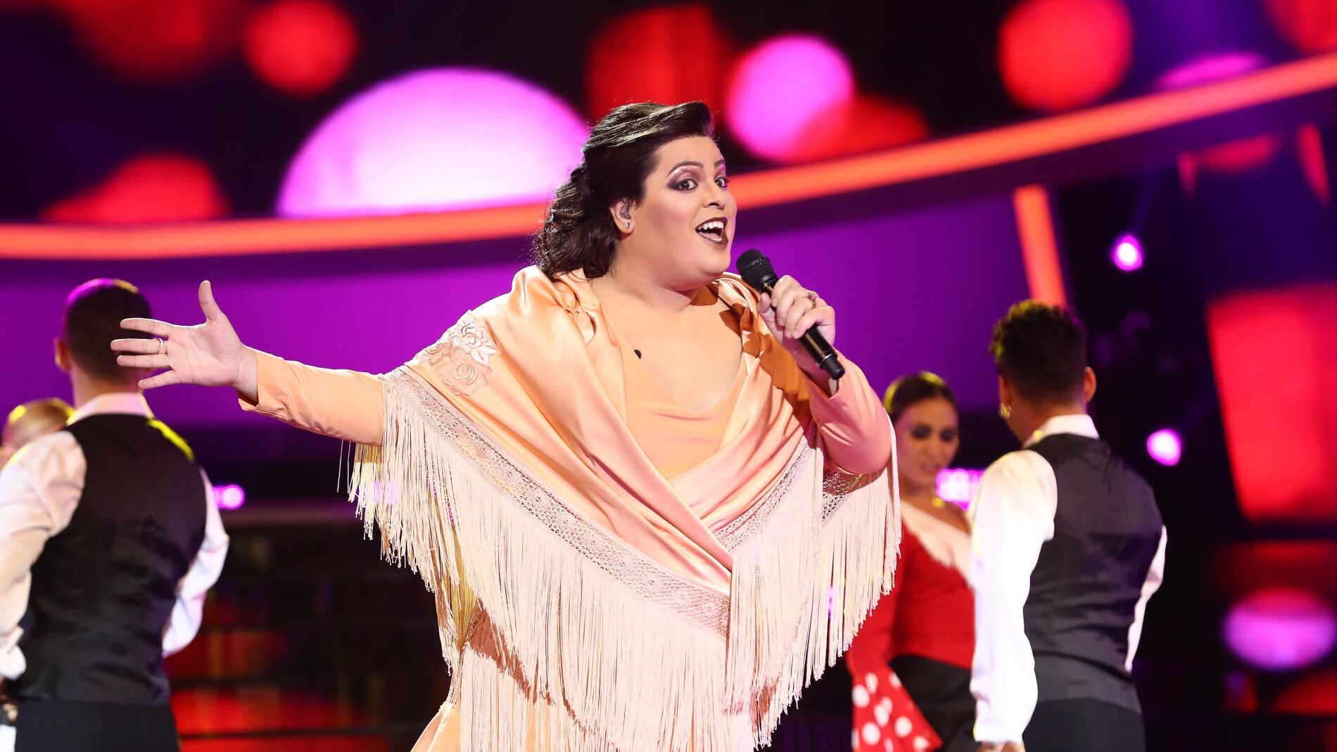 Actuaci&oacute;n de Brays Efe como Mar&iacute;a del Monte