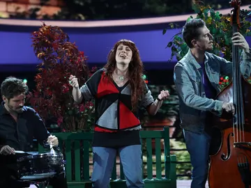 Actuación de María Villalón como Zaz Actuación de María Villalón como Zaz