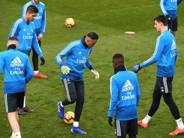 Courtois en un entrenamiento del Real Madrid