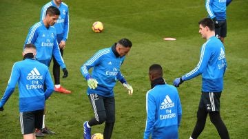 Courtois en un entrenamiento del Real Madrid