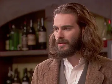 Elsa advierte a Isaac de las intenciones de Antolina: "Ten cuidado con ella" Elsa advierte a Isaac de las intenciones de Antolina: "Ten cuidado con ella"